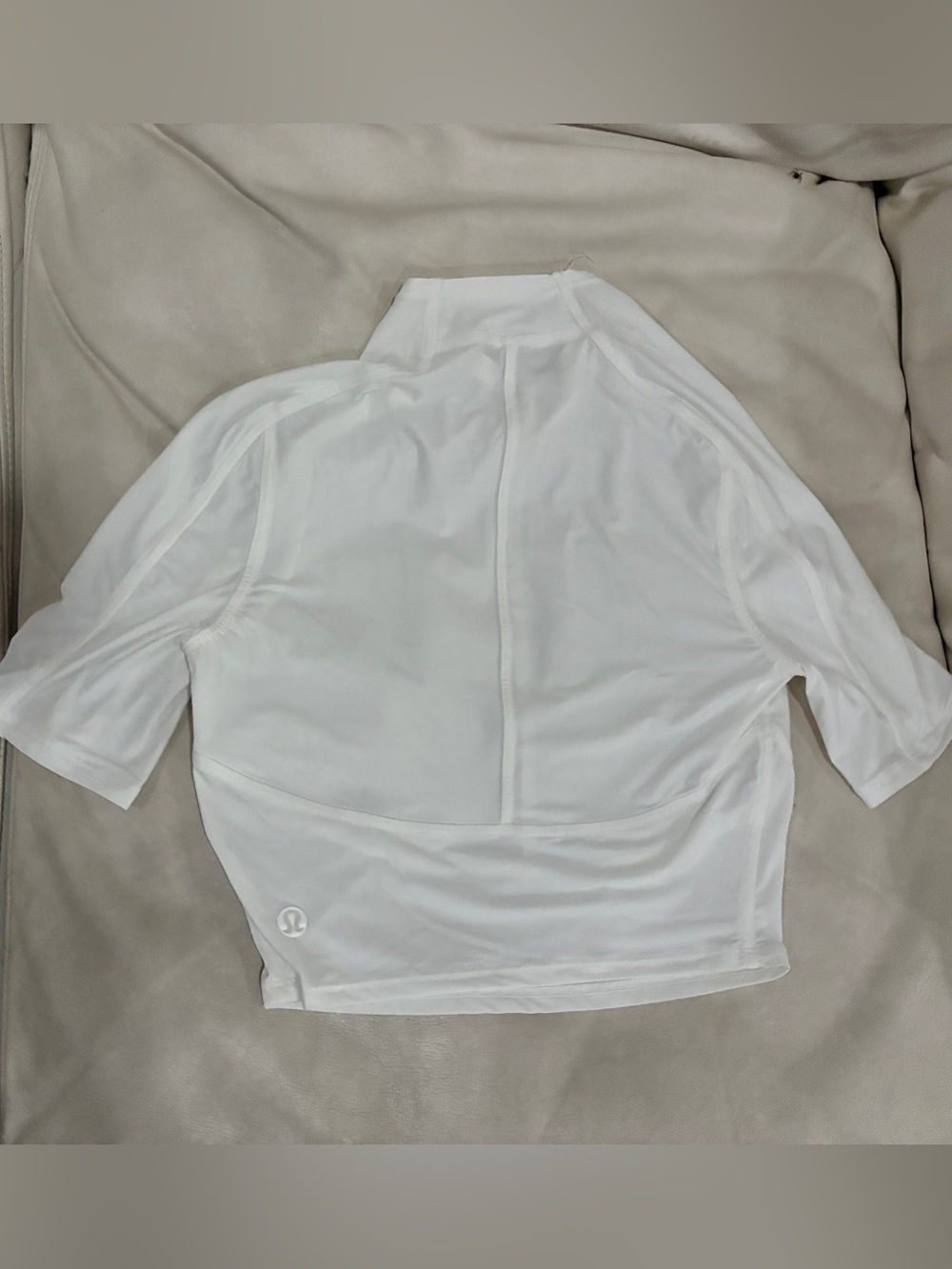 lululemon athletica Women's White Tight Fit Short Sleeve XS